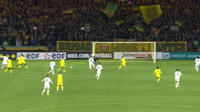 Une minute de jeu et Cherki a ouvert le score à Nantes: Le but du Lyonnais en vidéo Une minute de jeu et Cherki a ouvert le score à Nantes: Le but du Lyonnais en vidéo