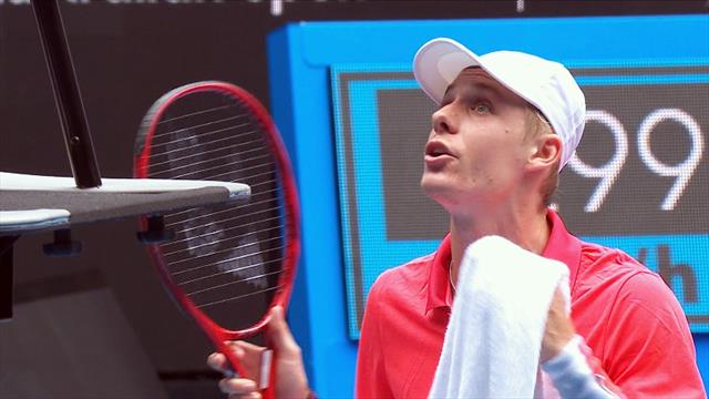 Bei Erstrunden-Aus: Shapovalov beschimpft Schiedsrichter Bei Erstrunden-Aus: Shapovalov beschimpft Schiedsrichter