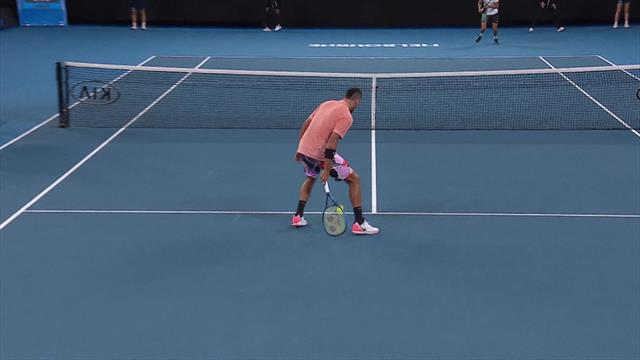 Open de Australia 2020: El espectacular -e ineficaz- recital de 'tweeners' de Kyrgios Open de Australia 2020: El espectacular -e ineficaz- recital de 'tweeners' de Kyrgios