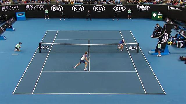 "Gefühl pur!" Zverev und Cecchinato mit klasse Stop-Duell am Netz "Gefühl pur!" Zverev und Cecchinato mit klasse Stop-Duell am Netz