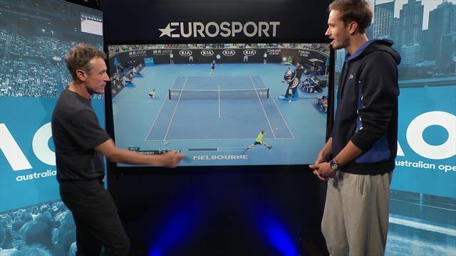Australian Open | Medvedev geeft masterclass over zijn backhand Australian Open | Medvedev geeft masterclass over zijn backhand