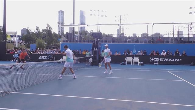 Australian Open | Retro effectbal van Sander Arends Australian Open | Retro effectbal van Sander Arends