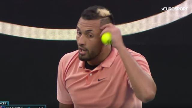 Kyrgios imitates Nadal – and even the umpire laughs! Kyrgios imitates Nadal – and even the umpire laughs!