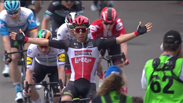 Tour Down Under (4ª etapa): Caleb Ewan se impone a Bennett en un esprint de puro fuego Tour Down Under (4ª etapa): Caleb Ewan se impone a Bennett en un esprint de puro fuego