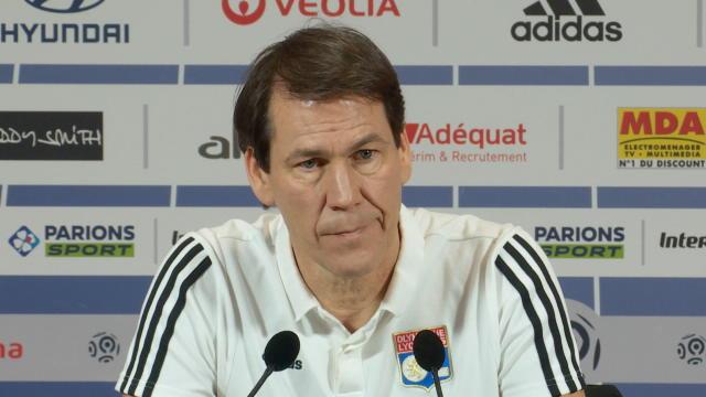 "On ne sait pas si ça va se faire, on est concurrencés" admet Garcia au sujet de Bruno Guimaraes "On ne sait pas si ça va se faire, on est concurrencés" admet Garcia au sujet de Bruno Guimaraes