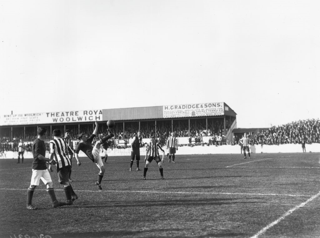 Arsenal - Liverpool, meci din anul 1914