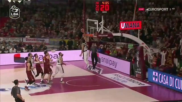 Markovic alza, Weems e Hunter volano a schiacciare! Il serbo distribuisce perle Markovic alza, Weems e Hunter volano a schiacciare! Il serbo distribuisce perle