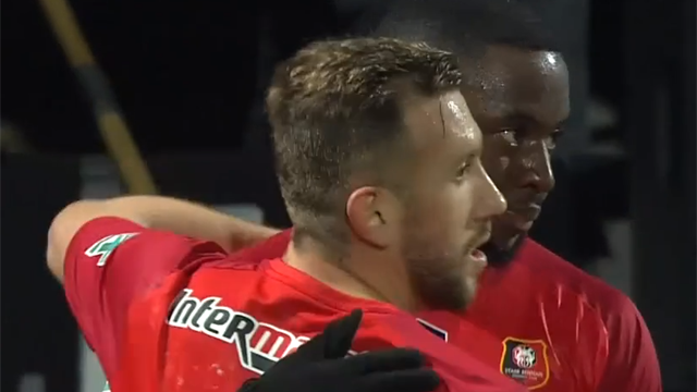 Léa-Siliki a ouvert le score pour Rennes après une boulette de Petković Léa-Siliki a ouvert le score pour Rennes après une boulette de Petković