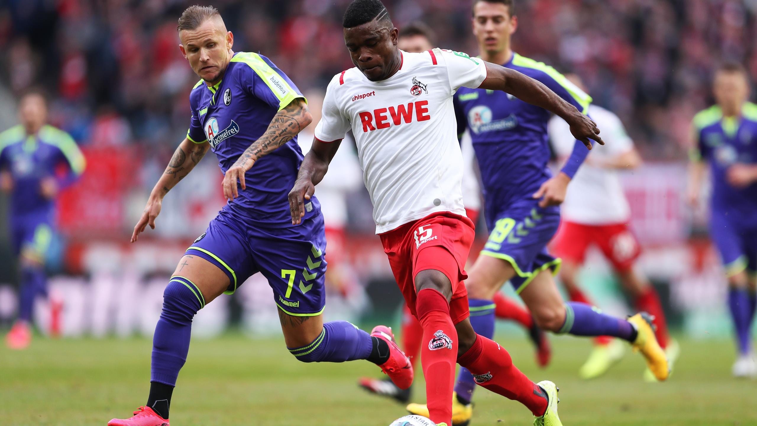 1. FC Köln feiert klaren Heimsieg gegen den SC Freiburg ...