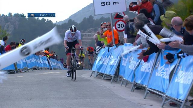 Ronde van Valencia | Pogacar klasse apart in 4e etappe Ronde van Valencia | Pogacar klasse apart in 4e etappe