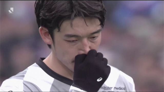 Remarkable scenes as NINE straight penalty kicks missed in J League Super Cup final Remarkable scenes as NINE straight penalty kicks missed in J League Super Cup final