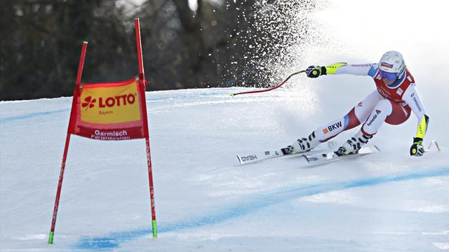 "Sie legt schon wieder los!": Suter siegt auf eisiger Piste "Sie legt schon wieder los!": Suter siegt auf eisiger Piste