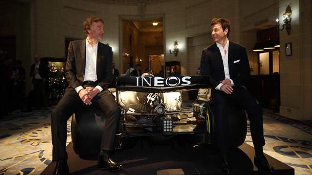 Nouveau sponsor, nouvelle couleur : Mercedes présente sa nouvelle livrée pour 2020