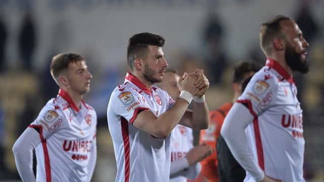 Seria plecărilor continuă la Dinamo! Ultimul jucător care a părăsit echipa lui Dusan Uhrin