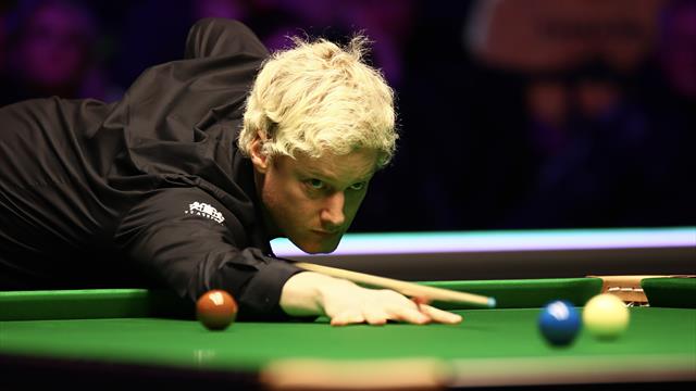 Neil Robertson mit 700. Century, Trump zu stark für Castle