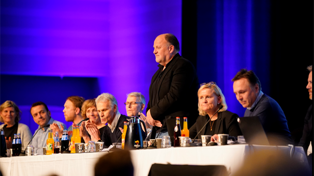 Koteng gjenvalgt som styreleder etter benkeforslag