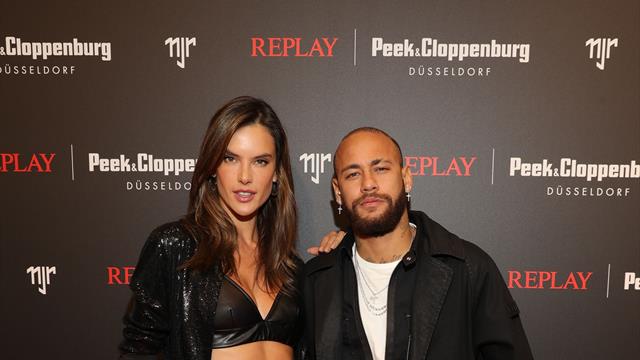 ⚽🤭 La 'recuperación' de Neymar rodeado de modelos y otras noticias curiosas
