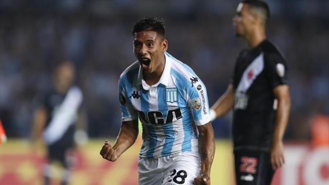 Racing Club empató con Colón y quedó a siete puntos del líder River Plate