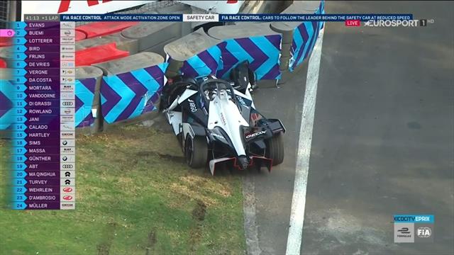 Fórmula E, ePrix de México: Nico Müller empotró su coche contra las protecciones Fórmula E, ePrix de México: Nico Müller empotró su coche contra las protecciones