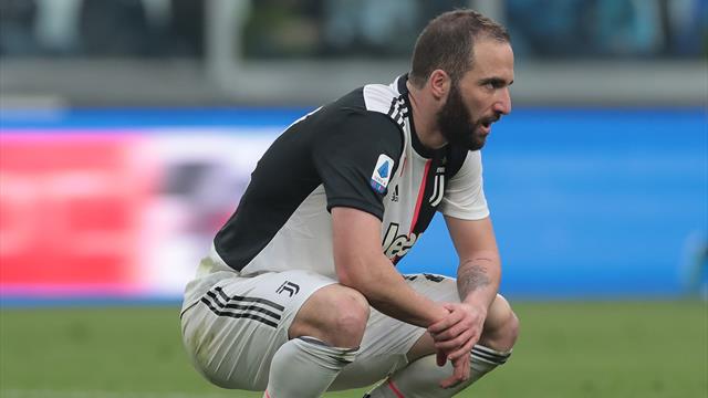 Malgré la quarantaine, Higuain quitte l'Italie et s'envole pour l'Argentine