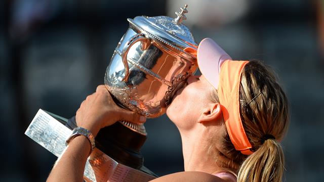 De Wimbledon 2004 à Roland-Garros 2013... Les cinq victoires de Maria Sharapova en Grand Chelem De Wimbledon 2004 à Roland-Garros 2013... Les cinq victoires de Maria Sharapova en Grand Chelem