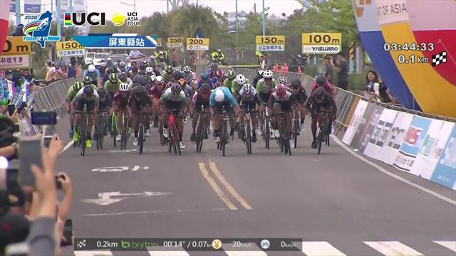 Ronde van Taiwan | Eric Young wint massasprint in vierde etappe Ronde van Taiwan | Eric Young wint massasprint in vierde etappe