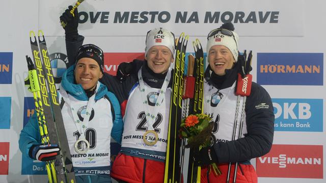 Boe frappe fort, Fillon Maillet s'accroche, Fourcade déchante