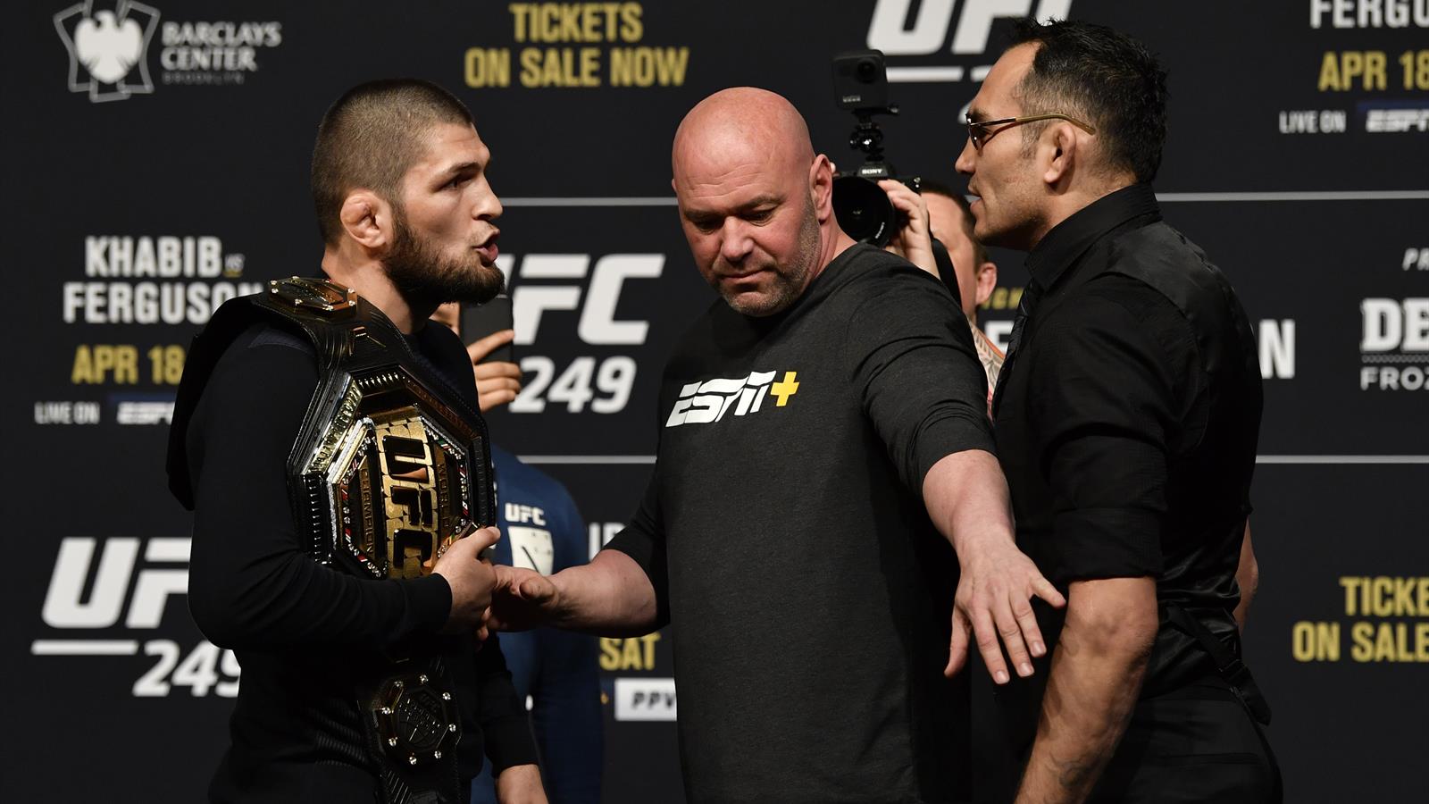 Глава UFC Дэйна Уайт пошутил, что бой Хабиб Нурмагомедов – Тони ...