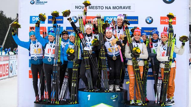 La France s'est accrochée mais la Norvège n'a pas cédé : les temps forts du relais féminin en vidéo La France s'est accrochée mais la Norvège n'a pas cédé : les temps forts du relais féminin en vidéo