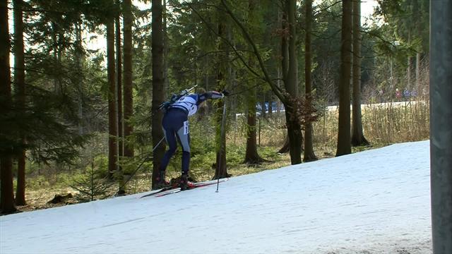 ‘Not so often you see that!’ - Vittozzi loses her ski mid-race ‘Not so often you see that!’ - Vittozzi loses her ski mid-race
