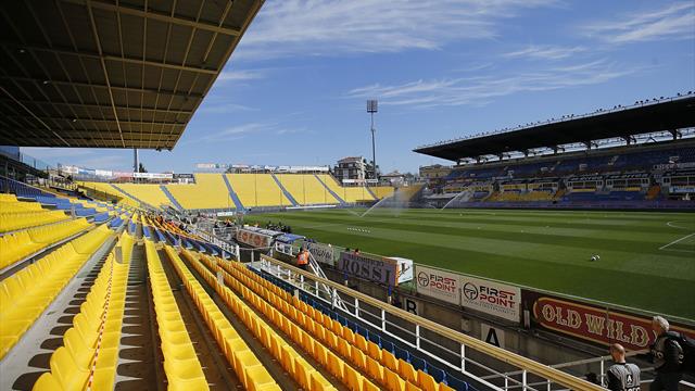 Championnat suspendu... puis finalement non : Le coronavirus plonge la Serie A dans le chaos
