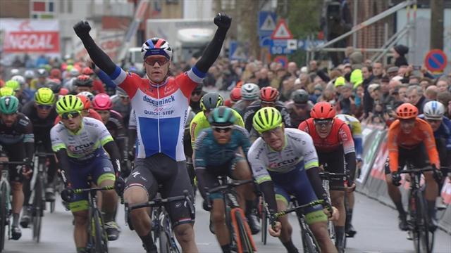 GP Jean-Pierre Monseré prooi voor Fabio Jakobsen na massasprint GP Jean-Pierre Monseré prooi voor Fabio Jakobsen na massasprint