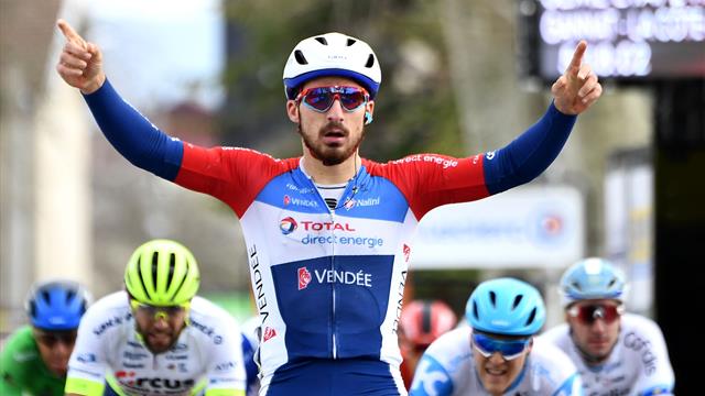 Parijs - Nice | Niccolo Bonifazio wint in weergaloze finale Parijs - Nice | Niccolo Bonifazio wint in weergaloze finale