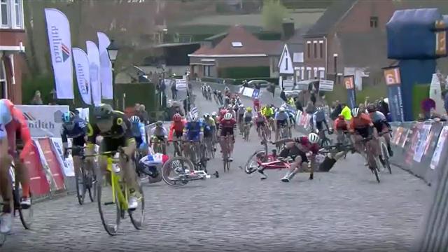 Heute vor einem Jahr: Ackermann nach Sturzfestival im Sprint knapp geschlagen Heute vor einem Jahr: Ackermann nach Sturzfestival im Sprint knapp geschlagen