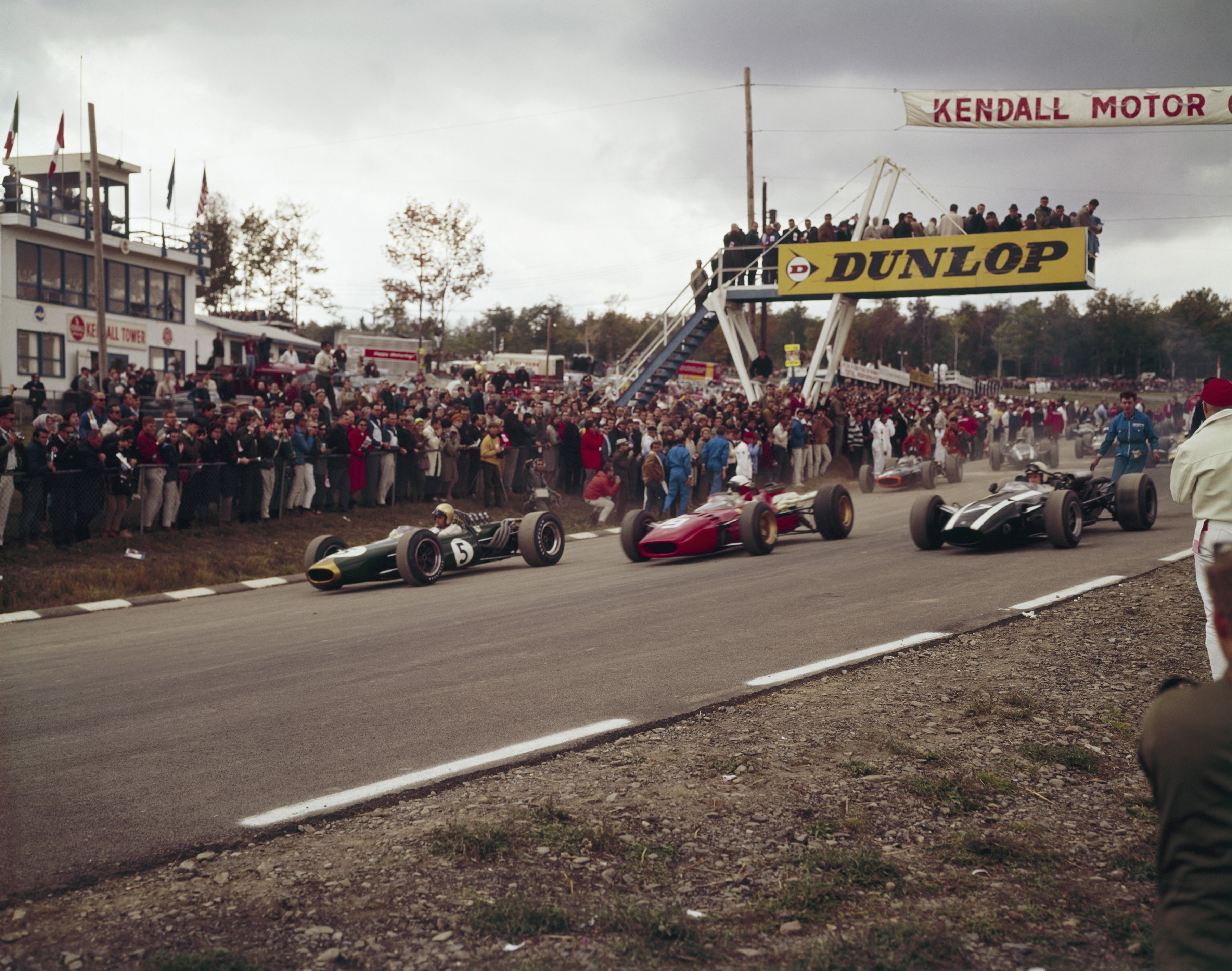 Jack Brabham (Brabham), Lorenzo Bandini (Ferrari) et John Surtees (Cooper) au Grand Prix des Etats-Unis d'Amérique 1966