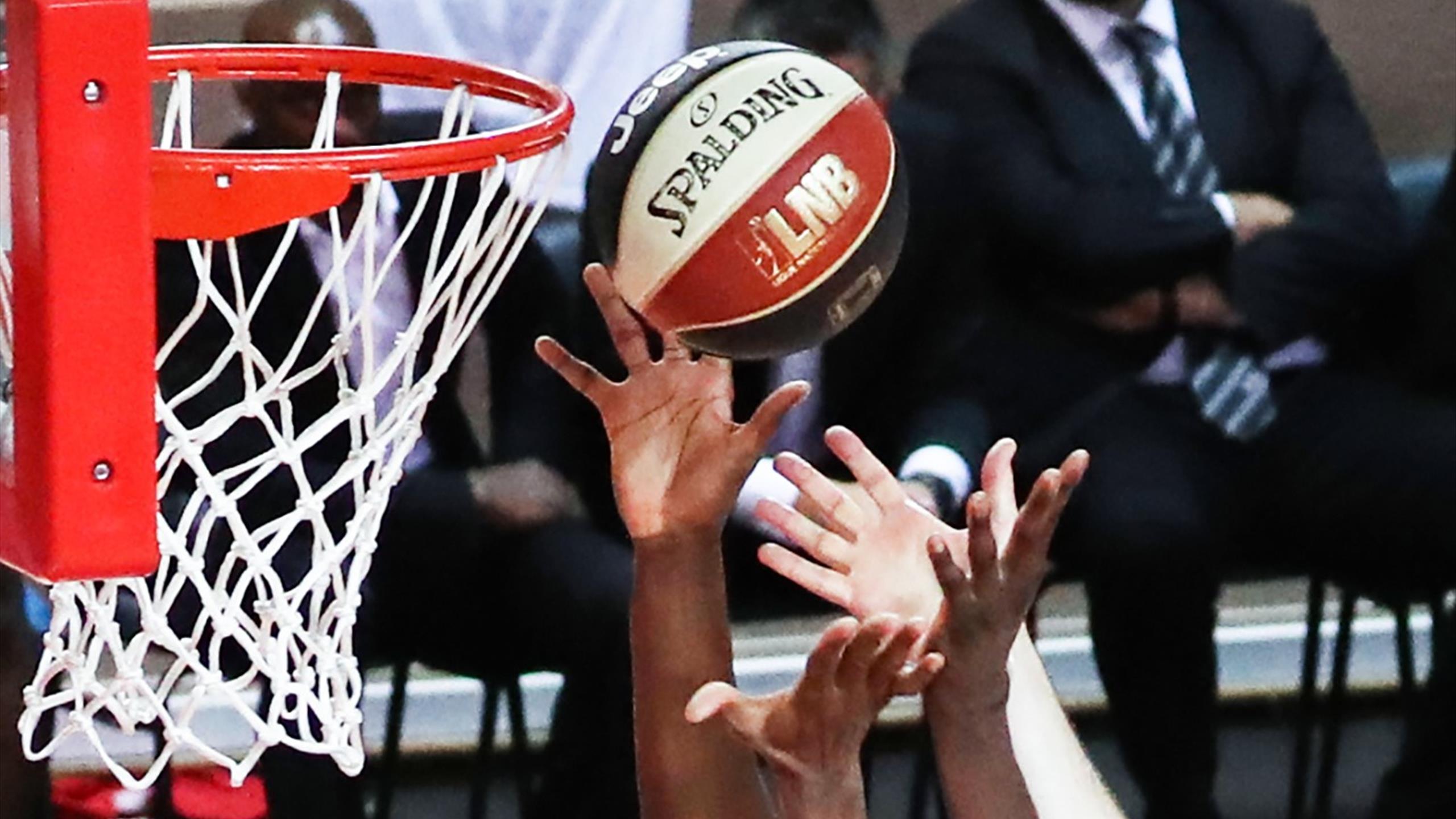 Basket Limoges prolonge Mary Eurosport