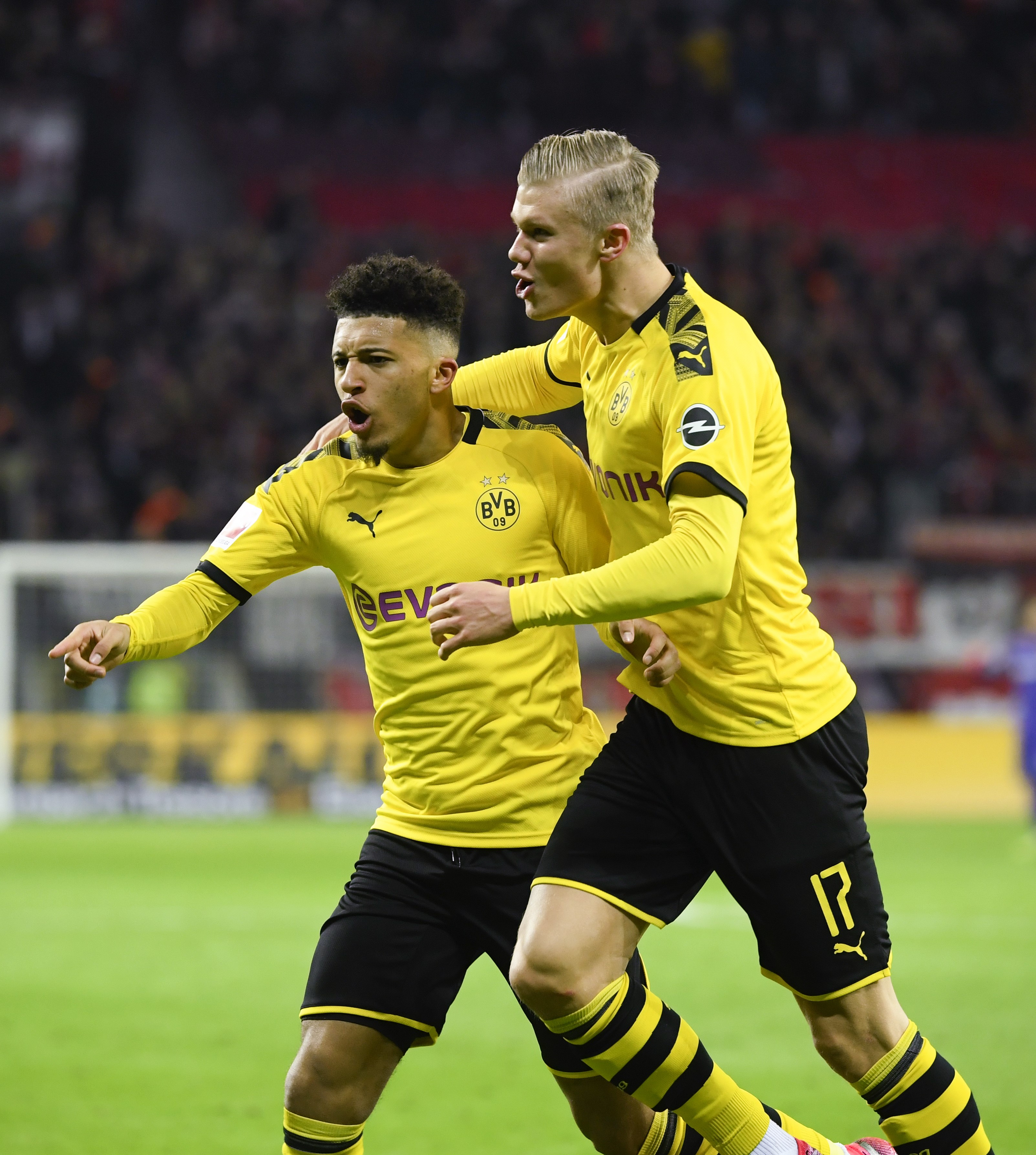 Jadon Sancho și Erling Haaland, jucătorii celor de la Borussia Dortmund