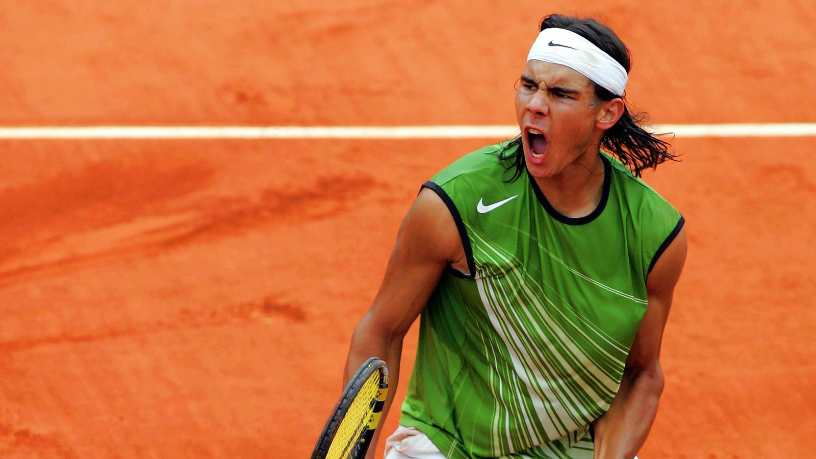 VIDEO Las famosas camisetas de Nadal sin mangas y sus pantalones