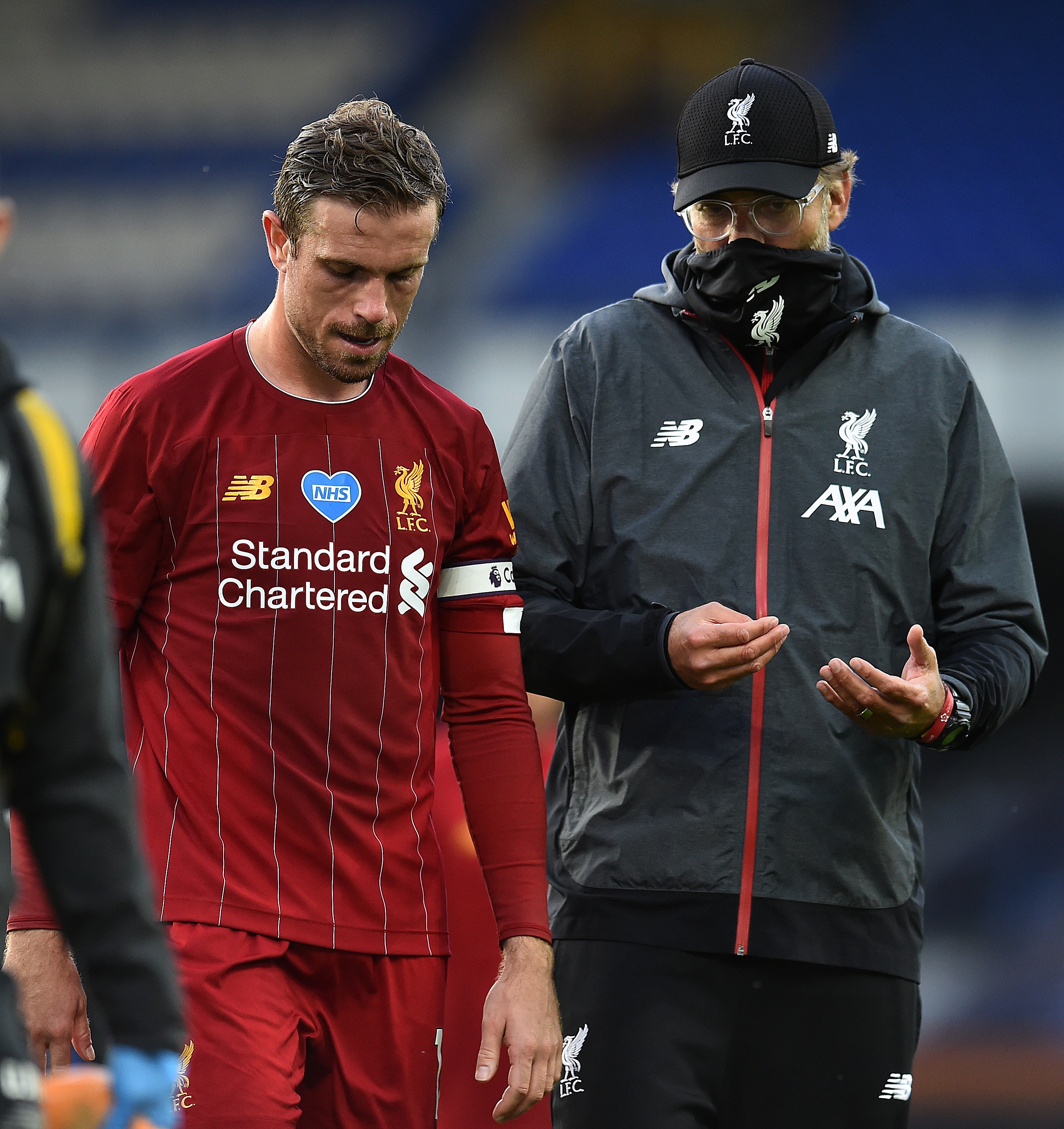 Jordan Henderson (L) and Jurgen Klopp