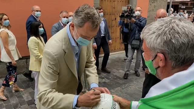 La divertida anécdota del Rey con un aficionado del Betis... en Las Palmas La divertida anécdota del Rey con un aficionado del Betis... en Las Palmas