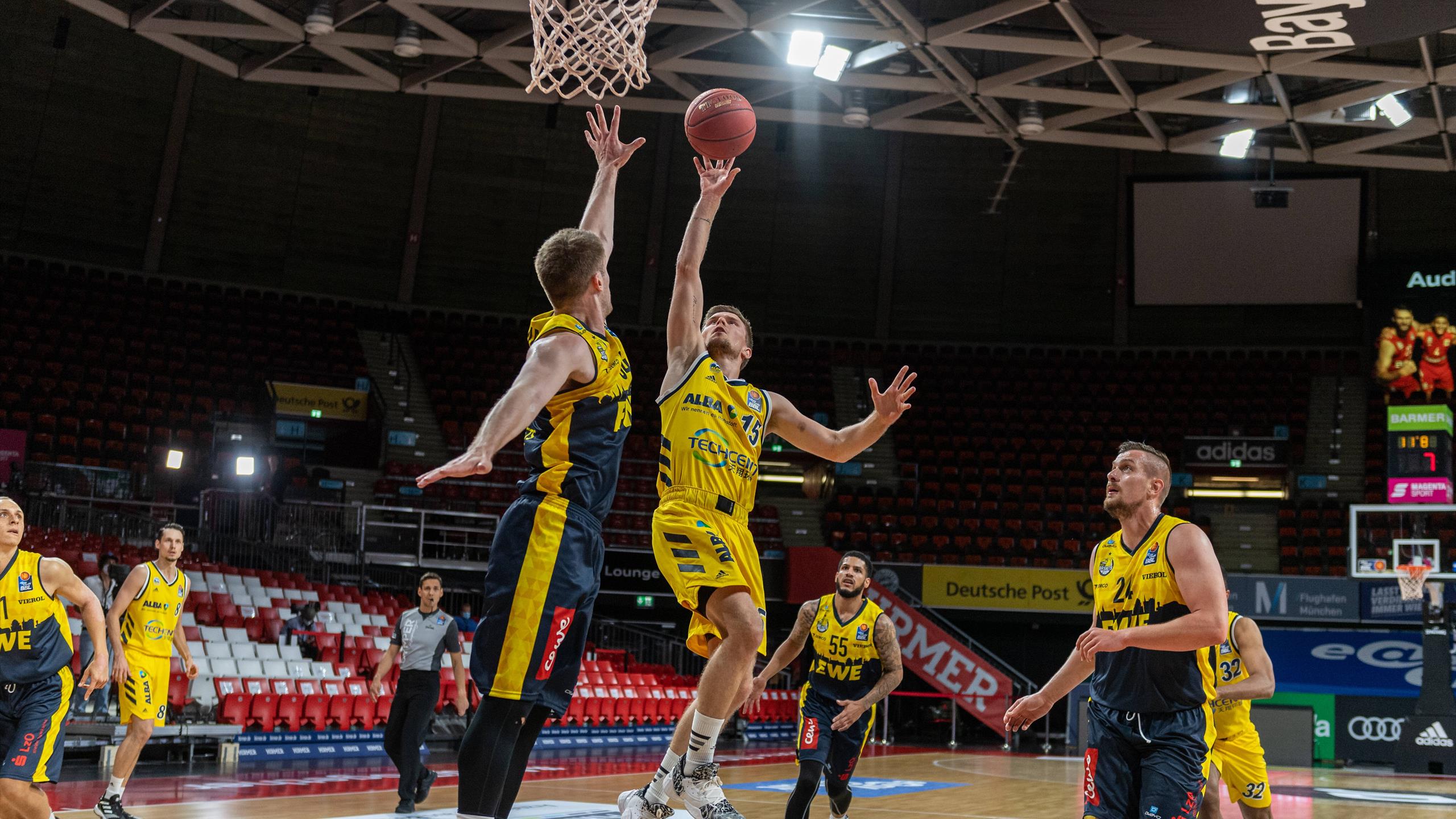 BBL Alba Berlin nach Sieg gegen EWE Baskets Oldenburg im Finale