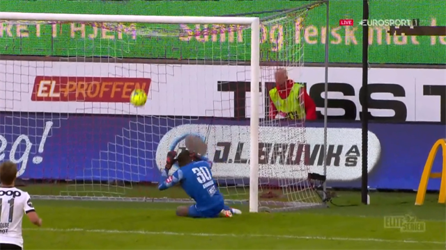 Eliteserien: ¡La pifia imposible! El despropósito que le dio el partido al Rosenborg Eliteserien: ¡La pifia imposible! El despropósito que le dio el partido al Rosenborg