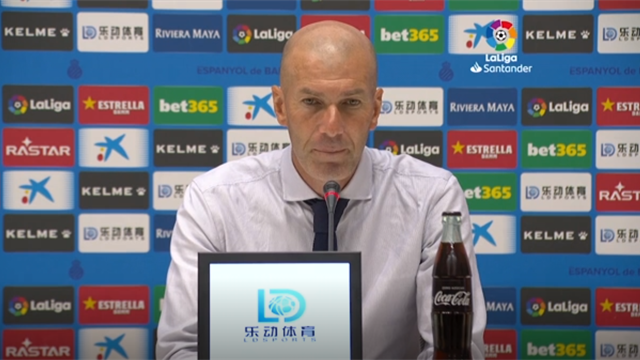Zinedine Zidane: Karim Benzema's backheel assist better than mine Zinedine Zidane: Karim Benzema's backheel assist better than mine