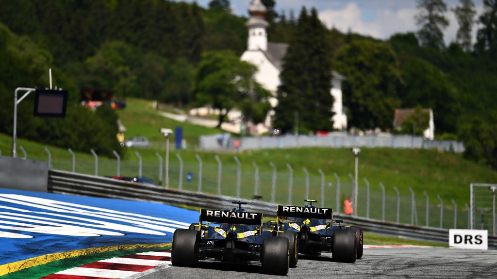 Esteban Ocon et Daniel Ricciardo (Renault) au Grand Prix de Styrie 2020