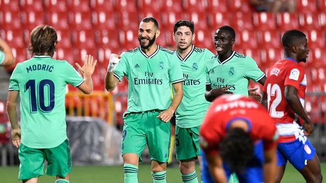 El resumen del Granada-Real Madrid: Zidane acaricia la Liga con un Benzema que sueña con el Pichichi El resumen del Granada-Real Madrid: Zidane acaricia la Liga con un Benzema que sueña con el Pichichi