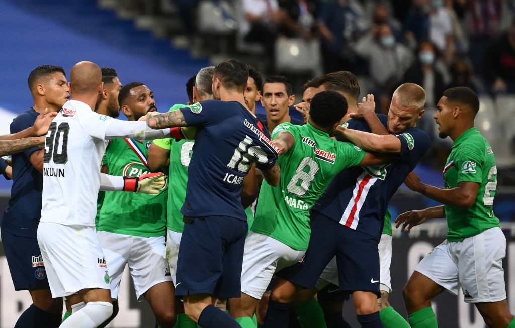 Paris Saint-Germain's players and Saint-Etienne's players scuffle during the French Cup final football match between Paris Saint-Germain (PSG) and Saint-Etienne (ASSE) on July 24, 2020