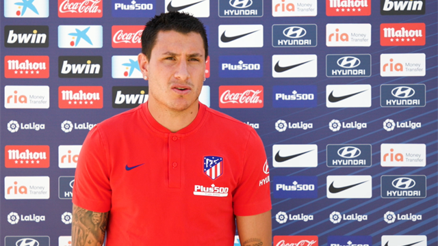 Giménez: "Esta Champions vale lo mismo y el equipo quiere ganarla" Giménez: "Esta Champions vale lo mismo y el equipo quiere ganarla"
