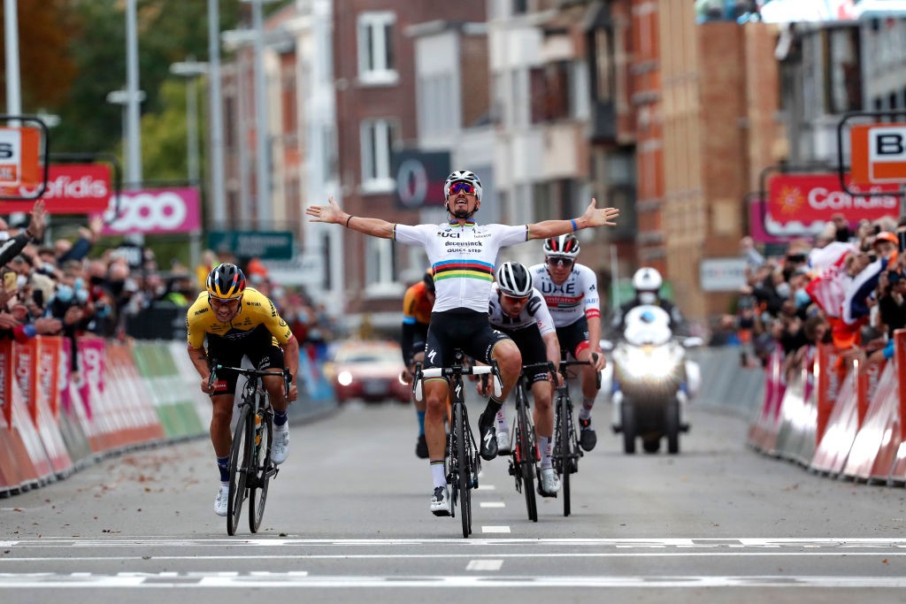 Alaphilippe s-a bucurat prea devreme și a fost depășit de Primoz Roglic la finishul din Liege-Bastogne-Liege