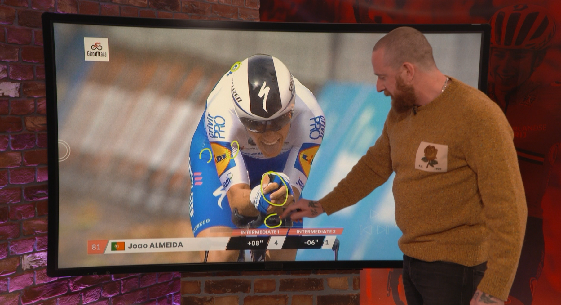 Bradley Wiggins analyses Joao Almeida