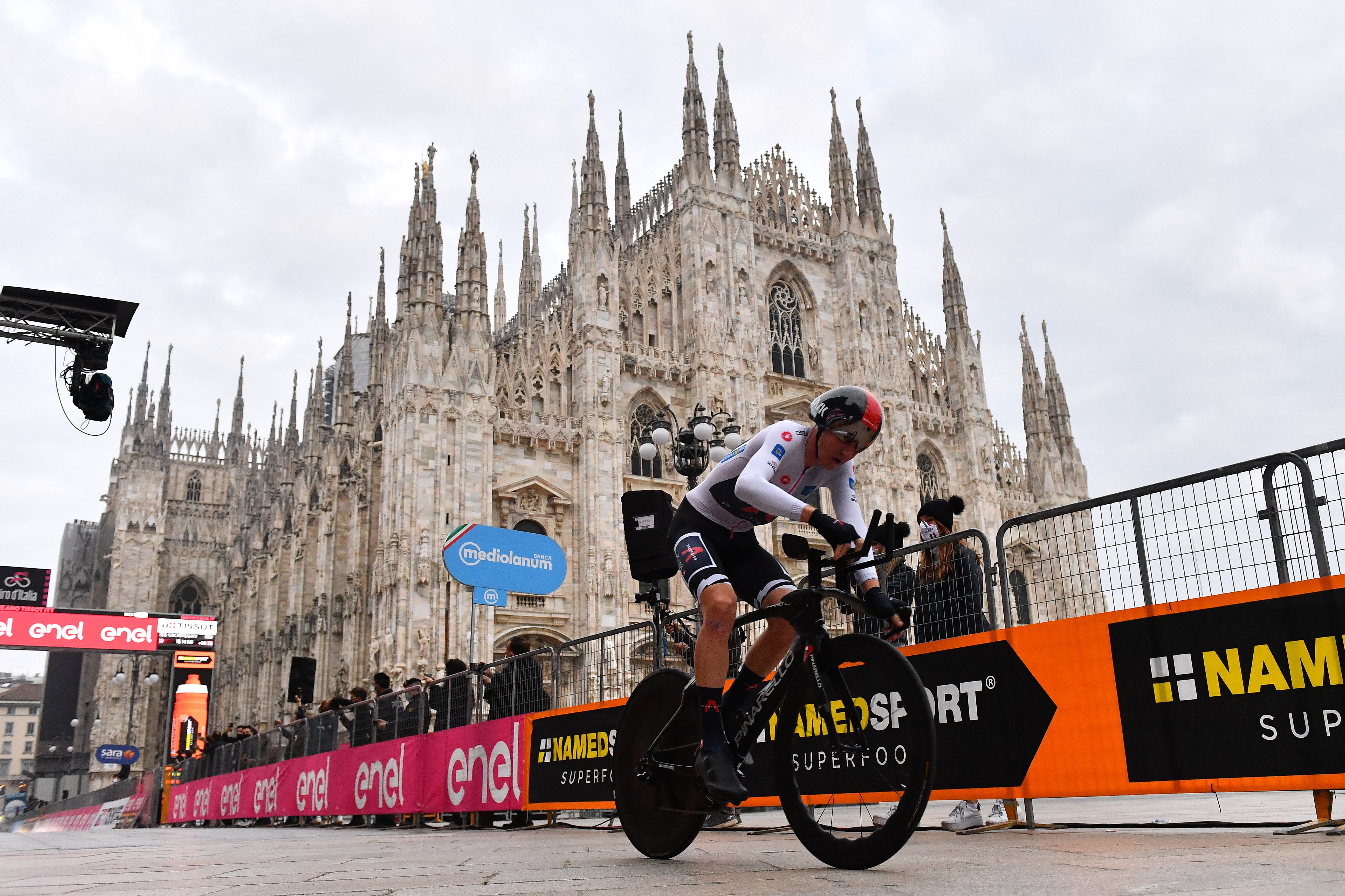 Tao Geoghegan Hart gewinnt den Giro d'Italia 2020